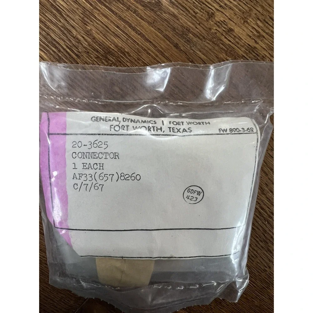 GENERAL DYNAMICS CONNECTOR PART # 20-3625 AF33(657)8260 C/7/67